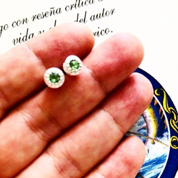 Alquimia Jewelry - EMERALD GREEN DIAMOND HALO STUD EARRINGS SET